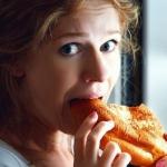 Обжорство и переедание ночью: признаки причины, последствия