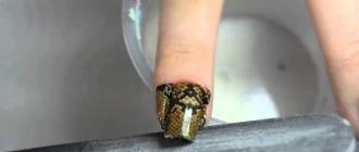 Как сделать маникюр змеиная кожа в домашних условиях